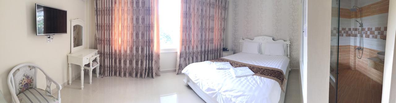 Minh Ngoc Hotel Thành Pho Ho Chí Minh Esterno foto