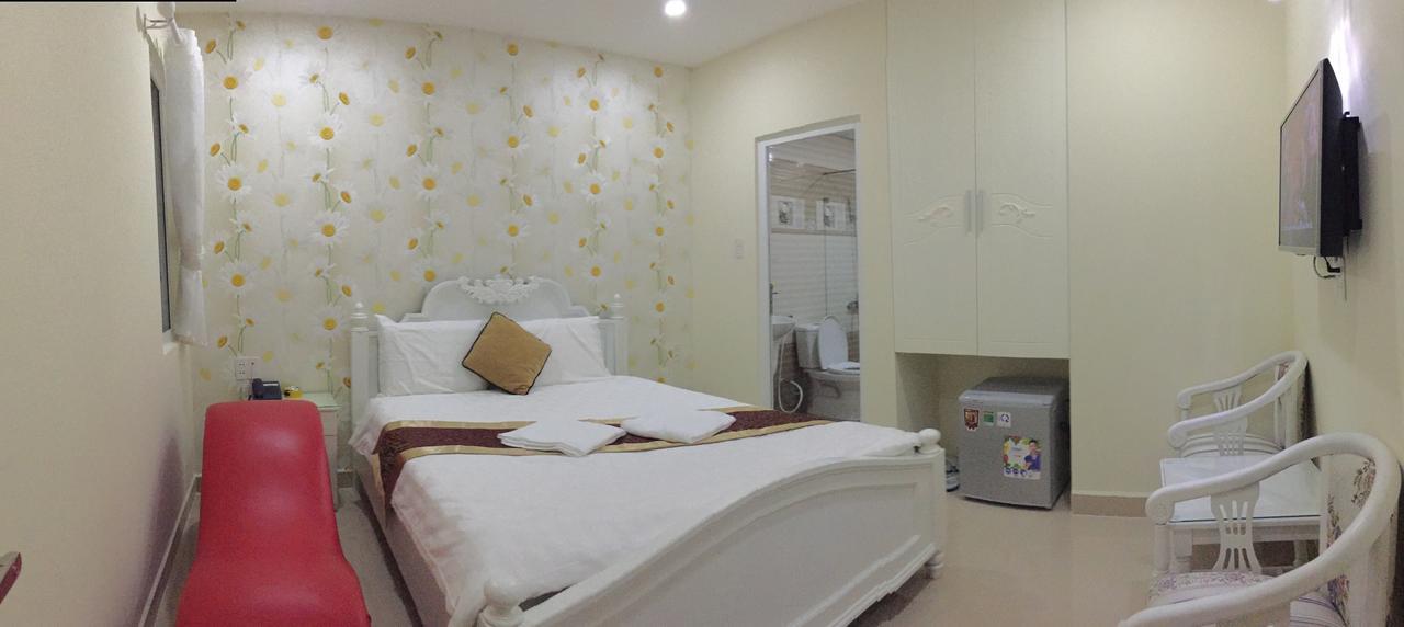Minh Ngoc Hotel Thành Pho Ho Chí Minh Esterno foto